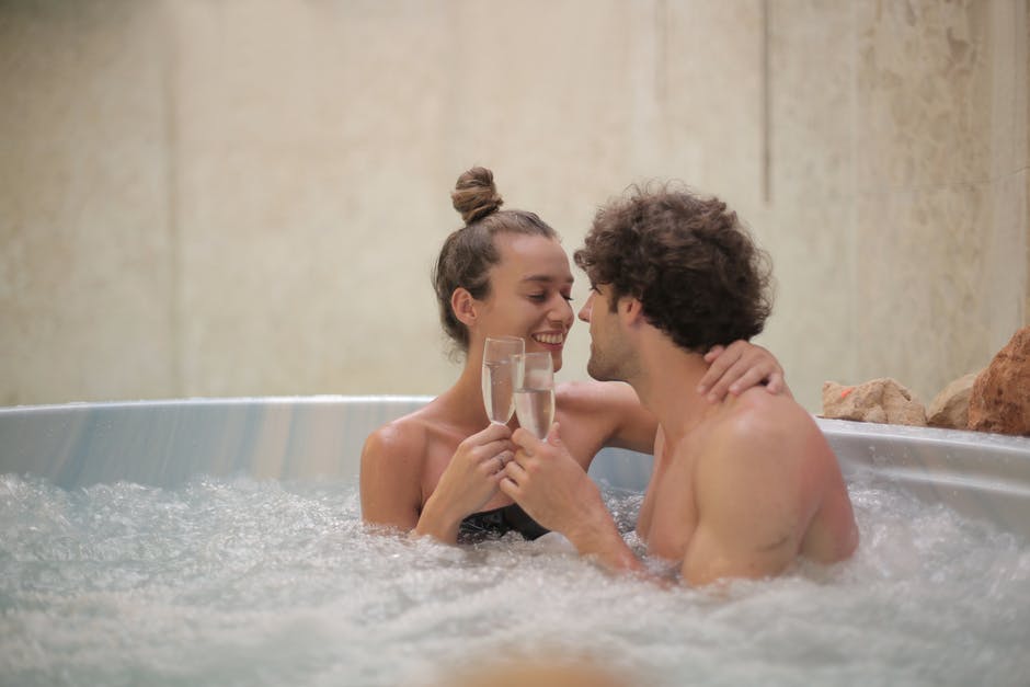 7 Reasons Why You Should Buy a Home Jacuzzi