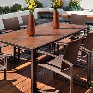 FULLY WELDED TABLES