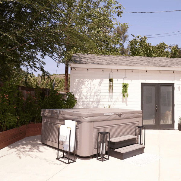 Hot tub in the summer